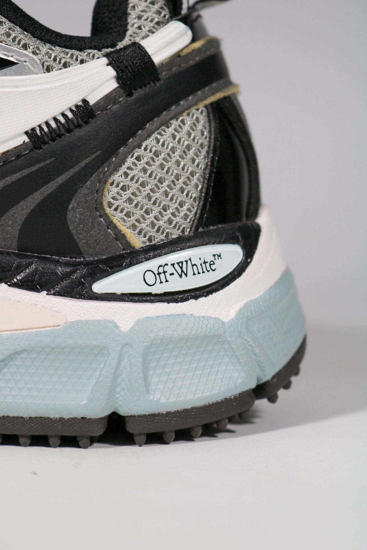 OFF WHITE BE RIGHT BLACK|WHITE|CORE