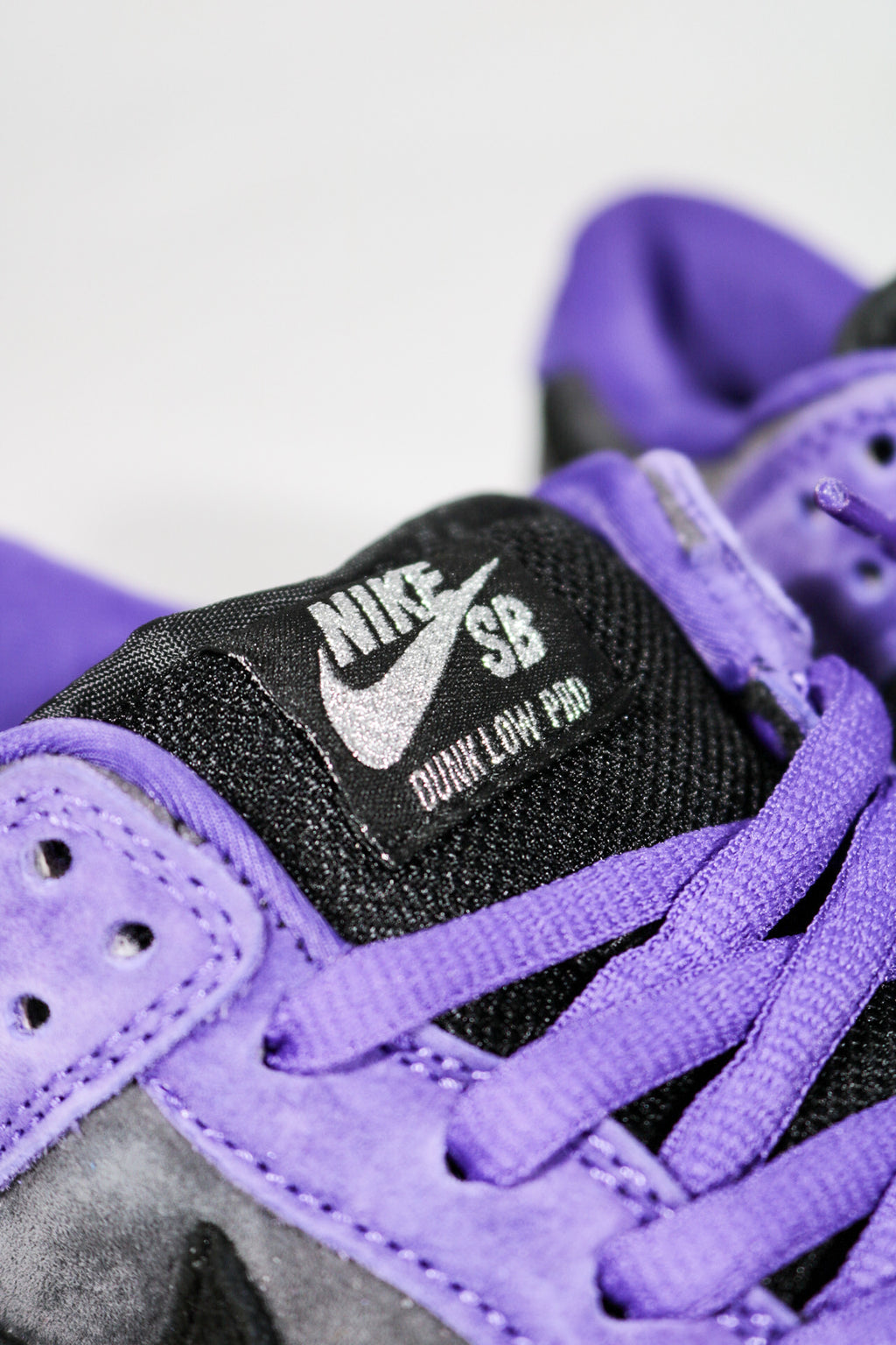 NIKE SB LOW SUPREME ‘94'