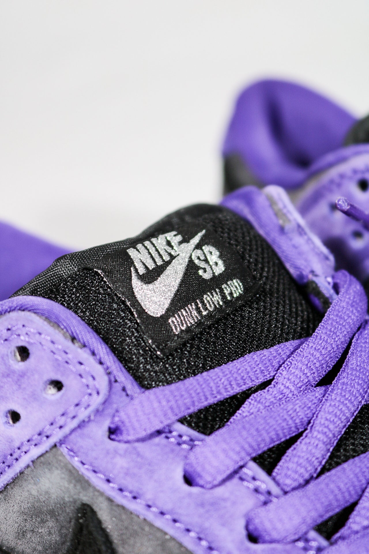 NIKE SB LOW SUPREME ‘94'