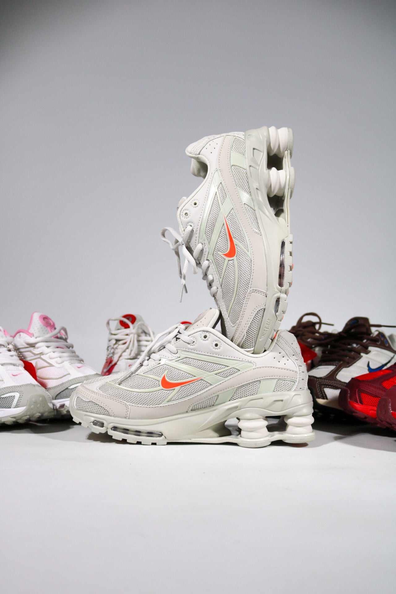 NIKE SHOX RIDE 2 LIGHT BONE TURF ORANGE