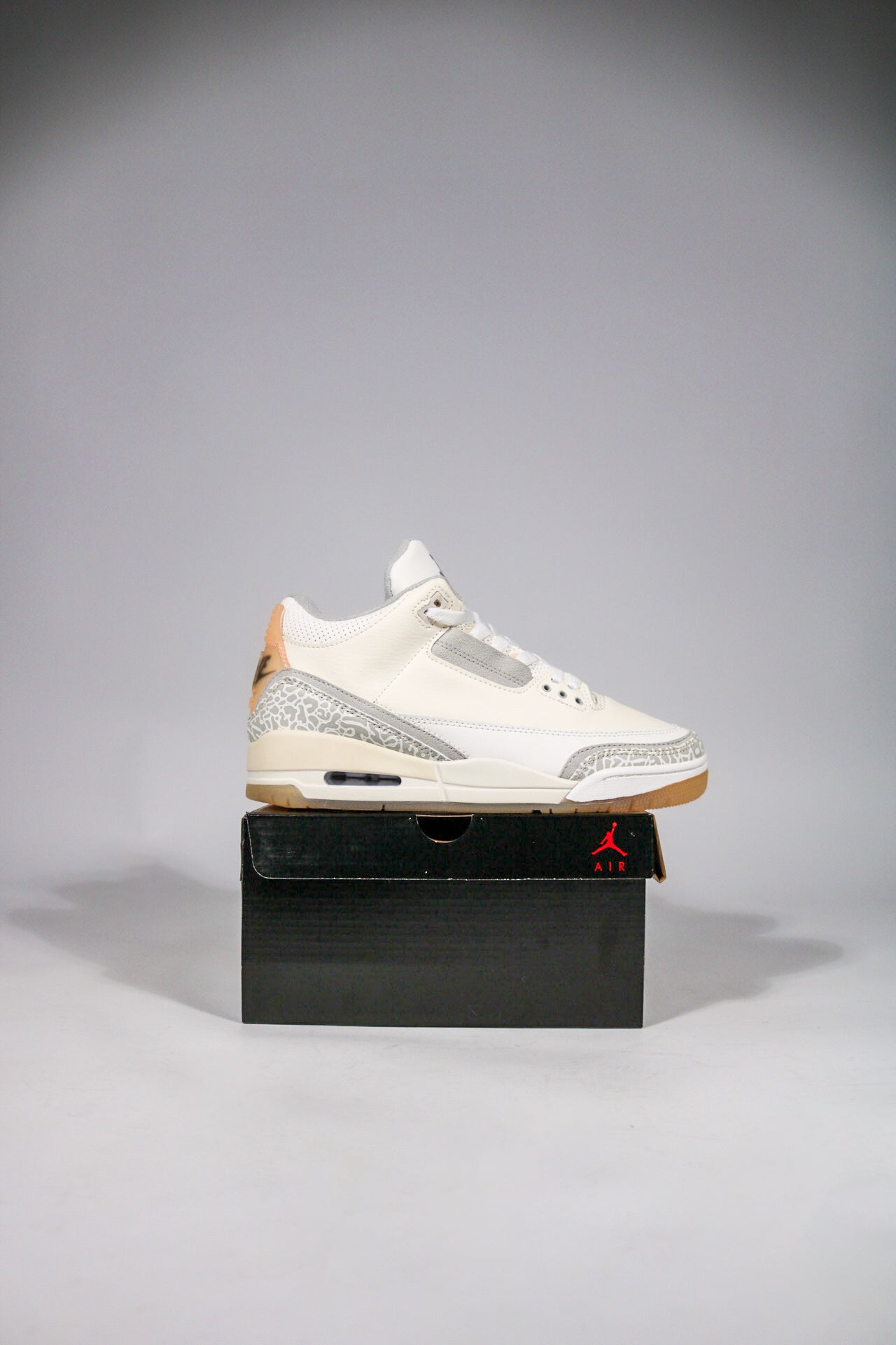 JORDAN 3 CRAFT IVORY