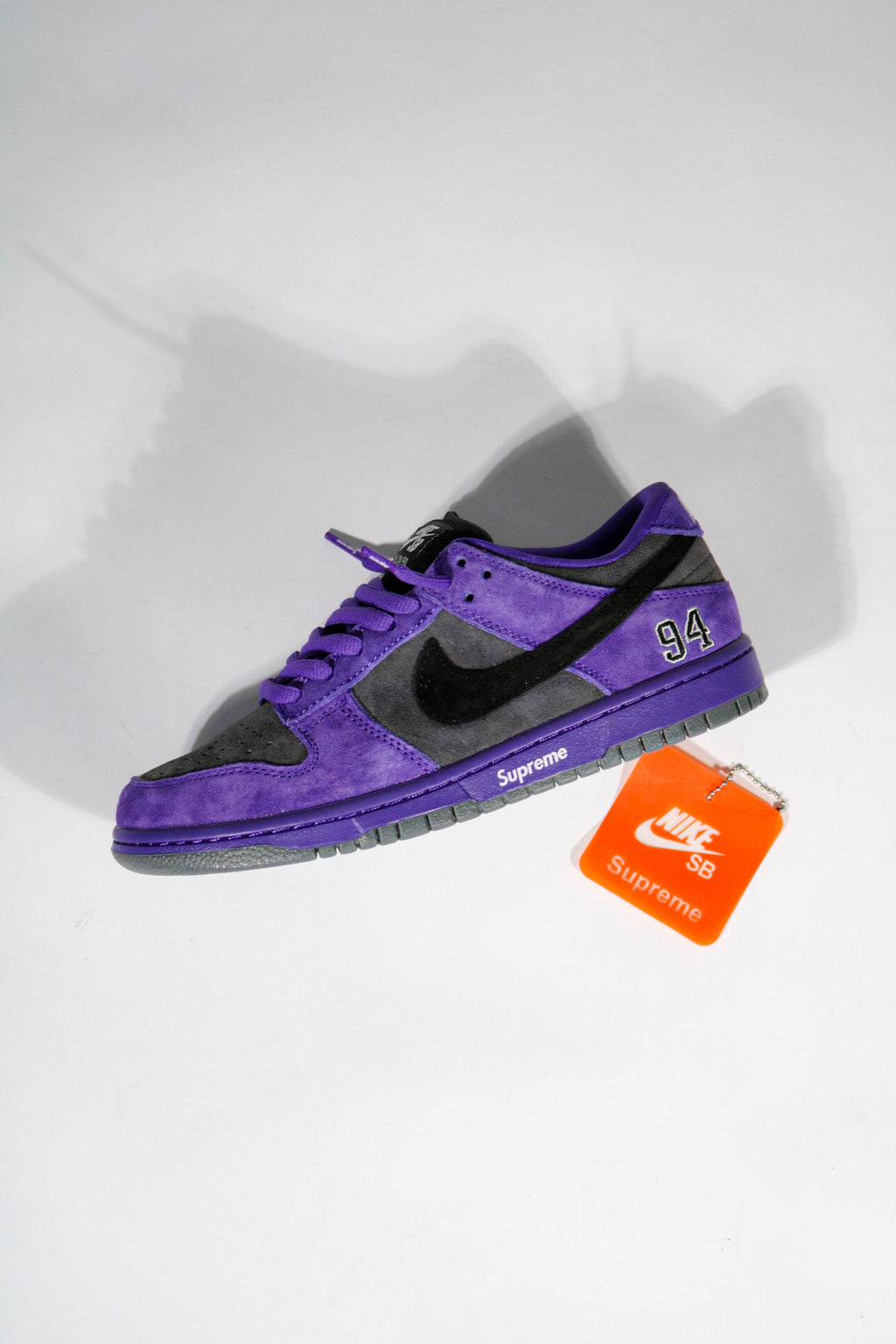 NIKE SB LOW SUPREME ‘94'