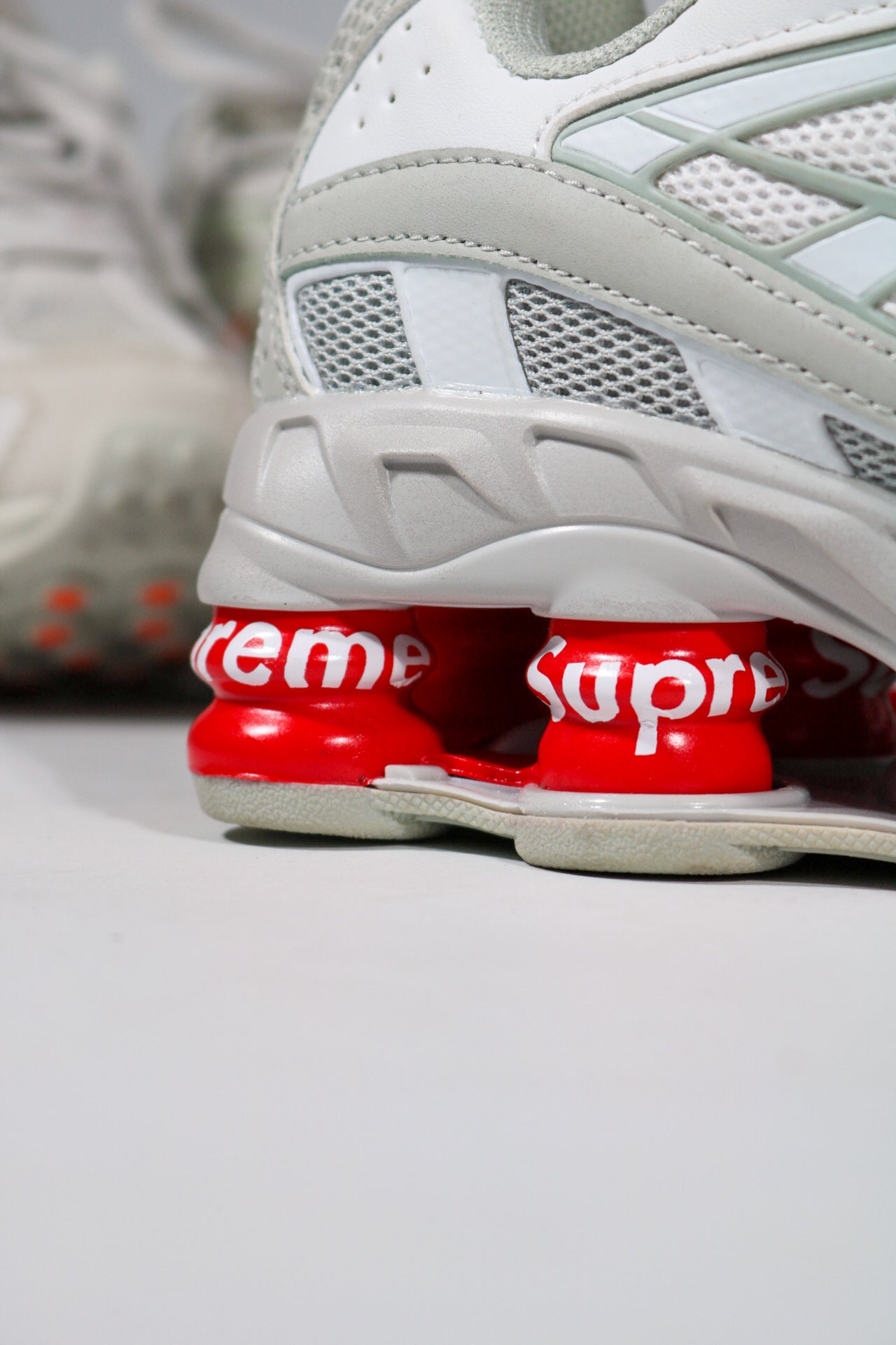 NIKE X SUPREME SHOX RIDE 2 SP ‘WHITE'