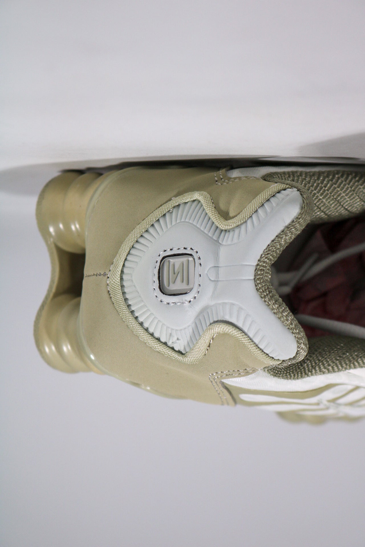 NIKE SHOX TL