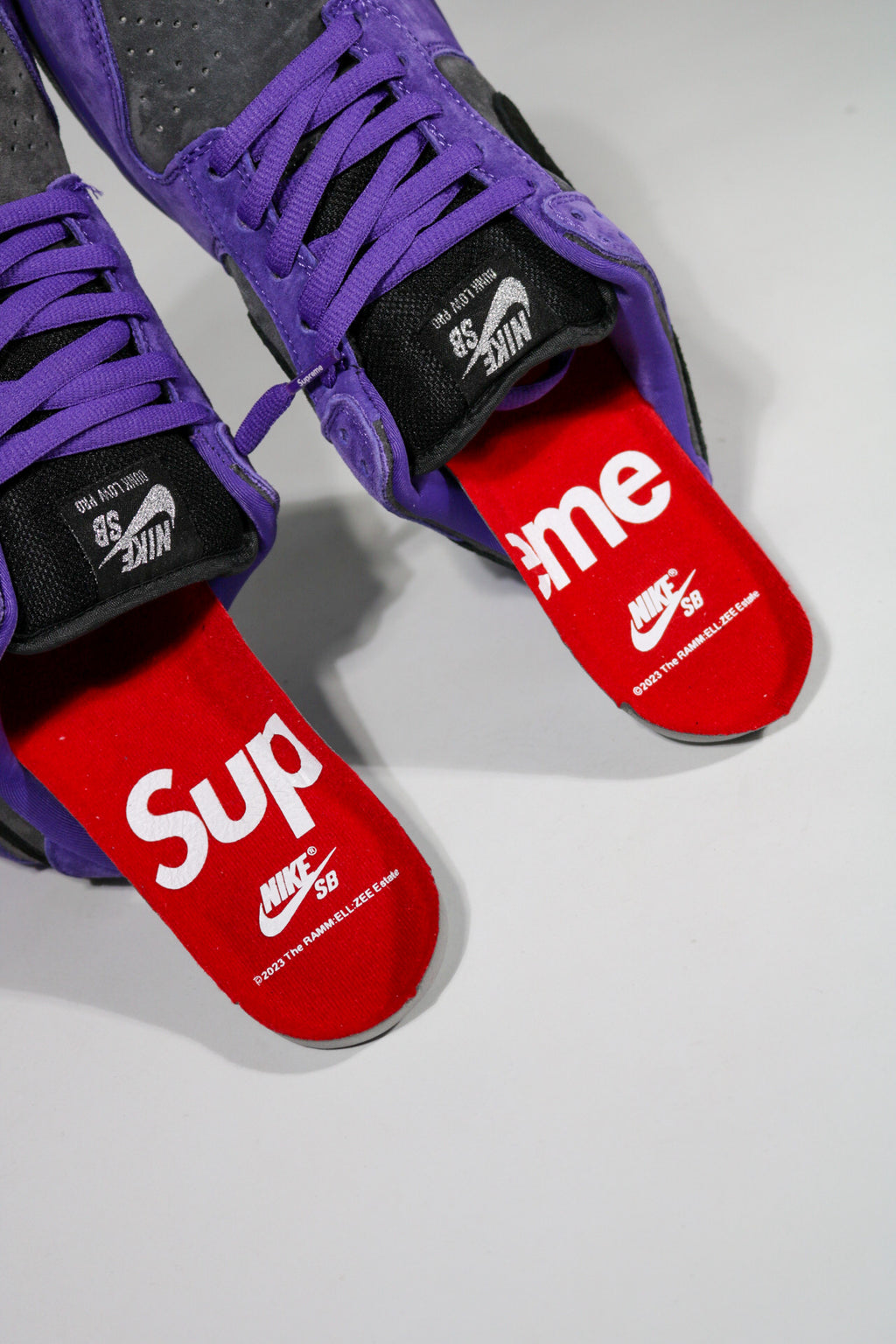 NIKE SB LOW SUPREME ‘94'