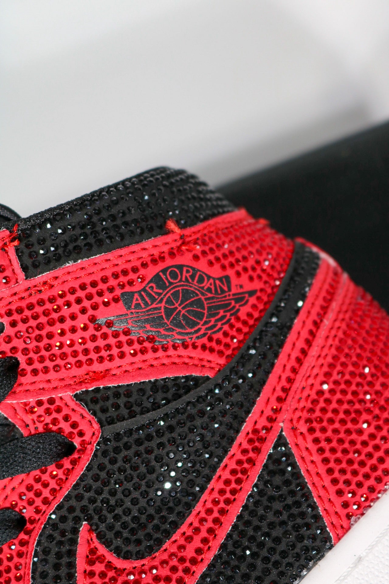 JORDAN 1 CHICAGO SWAROVSKI