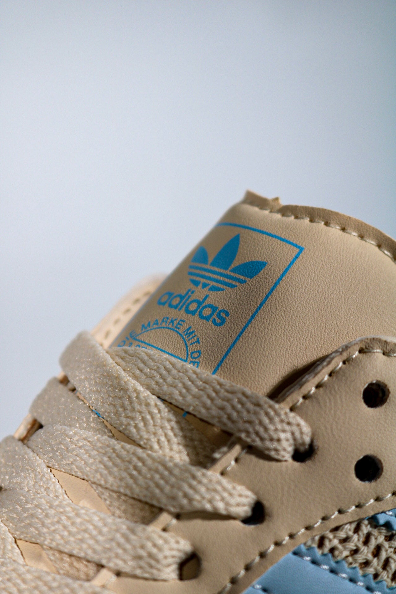 ADIDAS SAMBA "Core Black/Sand Strata/Sky Tint”