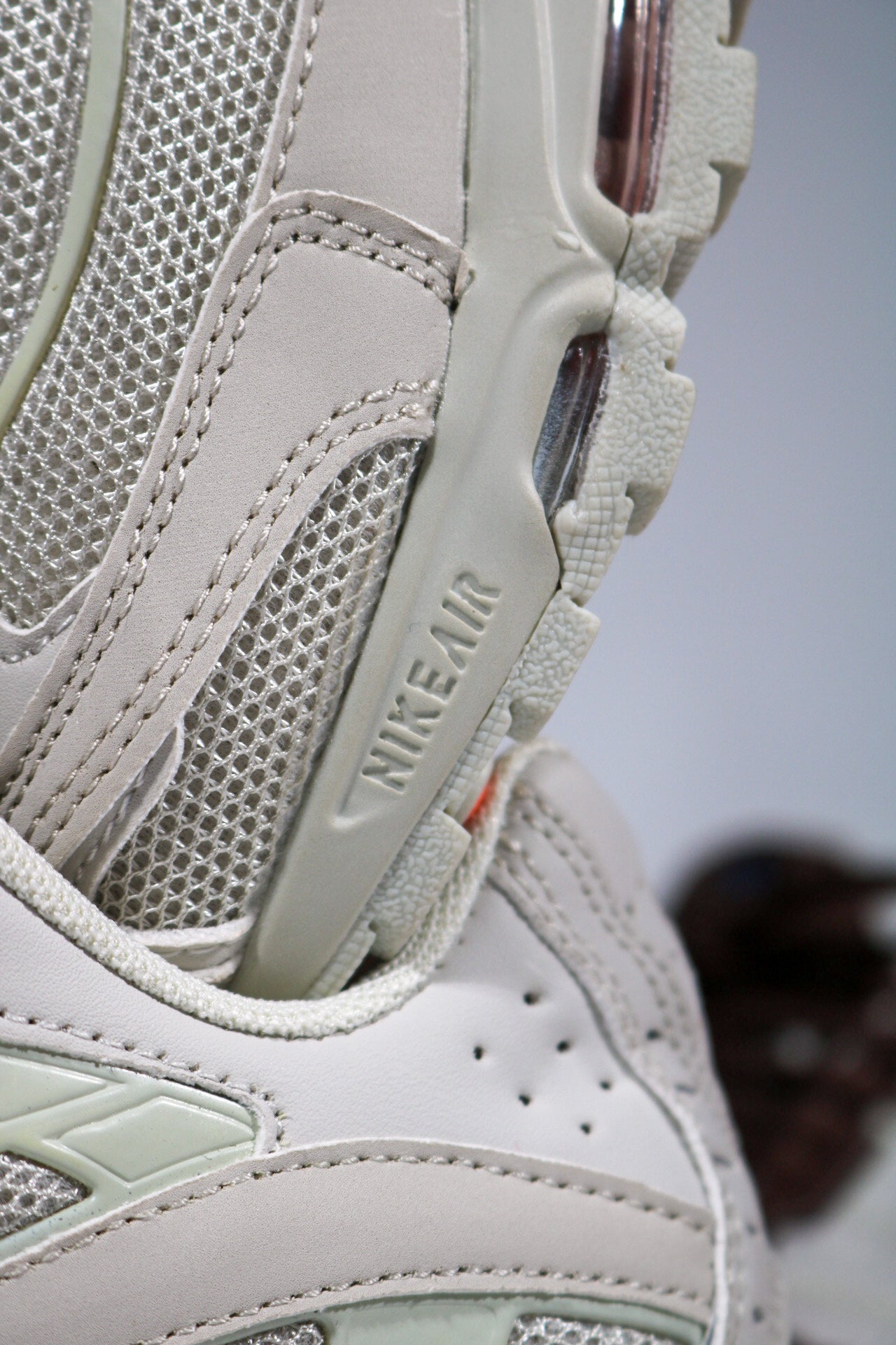 NIKE SHOX RIDE 2 LIGHT BONE TURF ORANGE