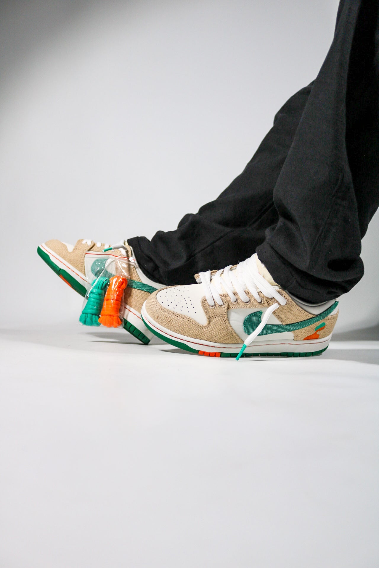 NIKE SB DUNK LOW JARRITOS