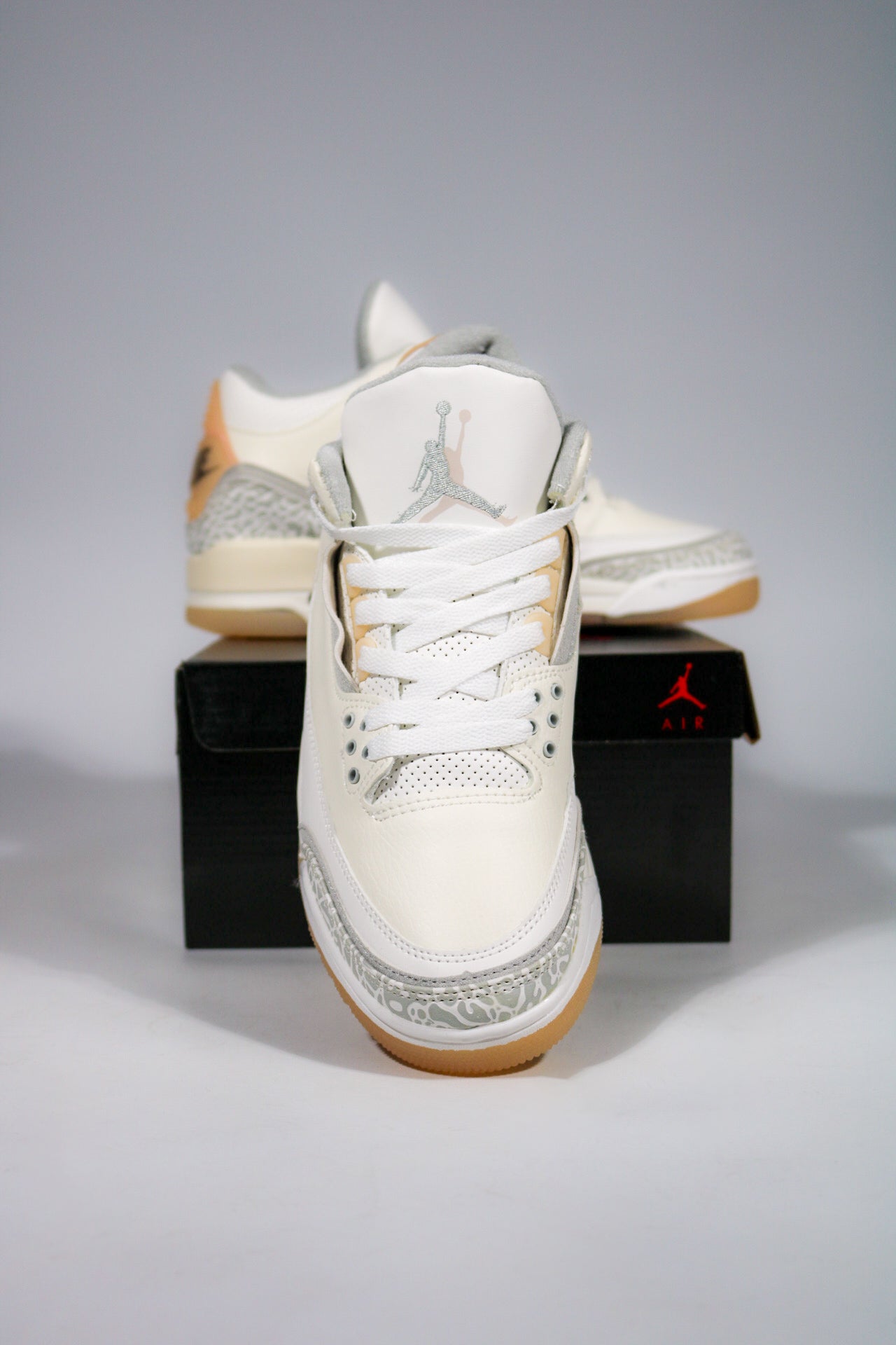 JORDAN 3 CRAFT IVORY