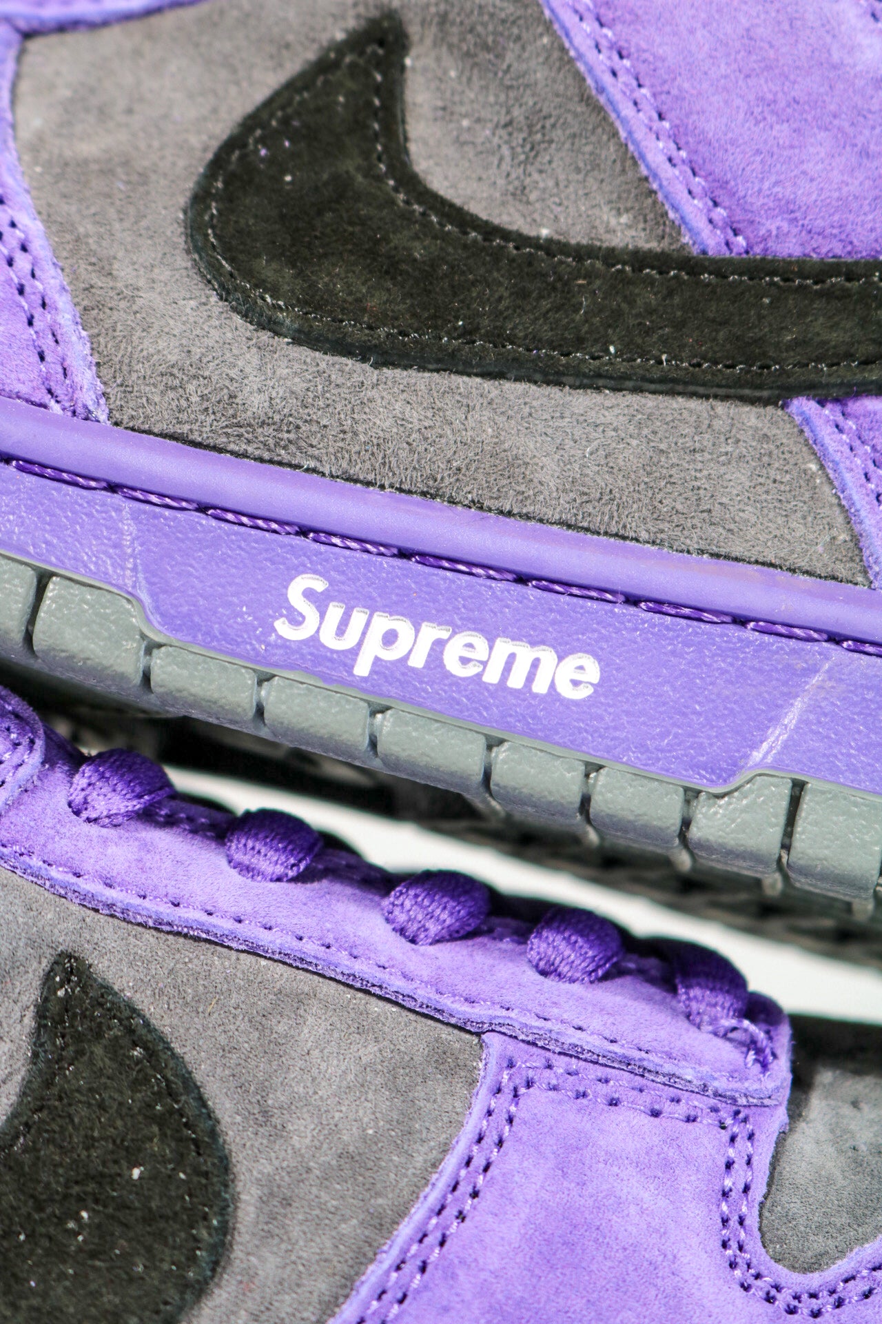 NIKE SB LOW SUPREME ‘94'