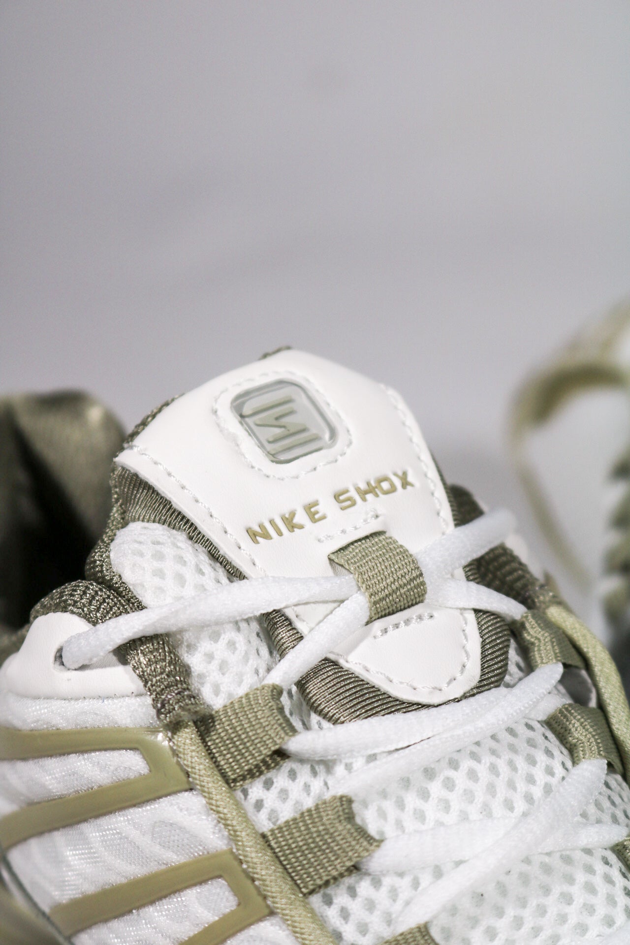 NIKE SHOX TL