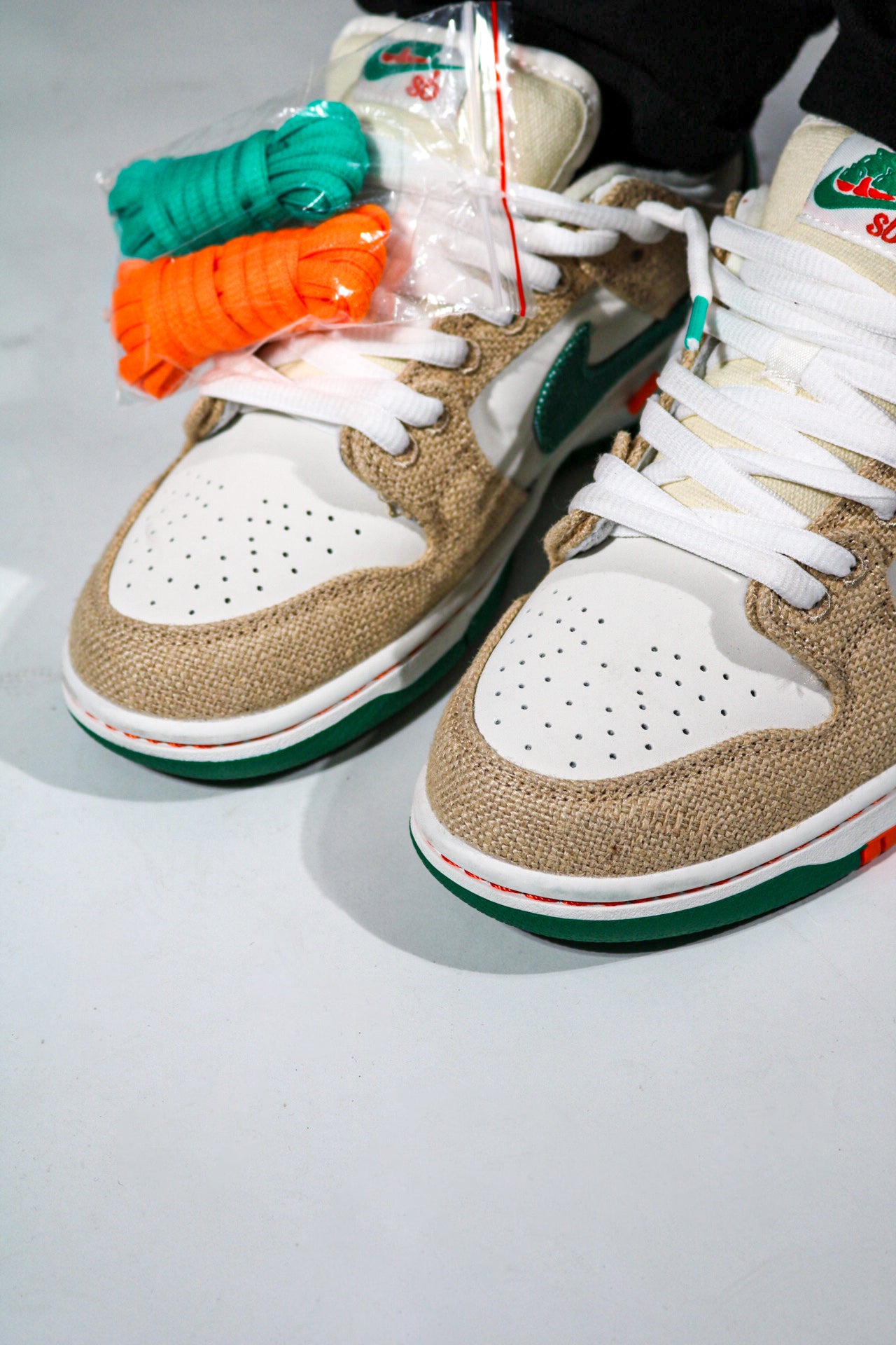 NIKE SB DUNK LOW JARRITOS