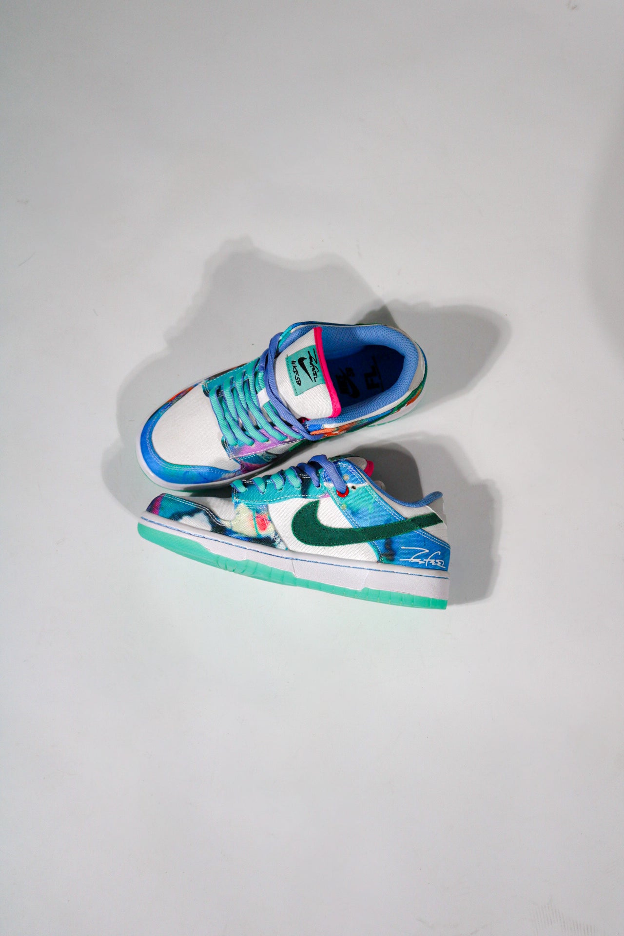 NIKE SB DUNK LOW FUTURA