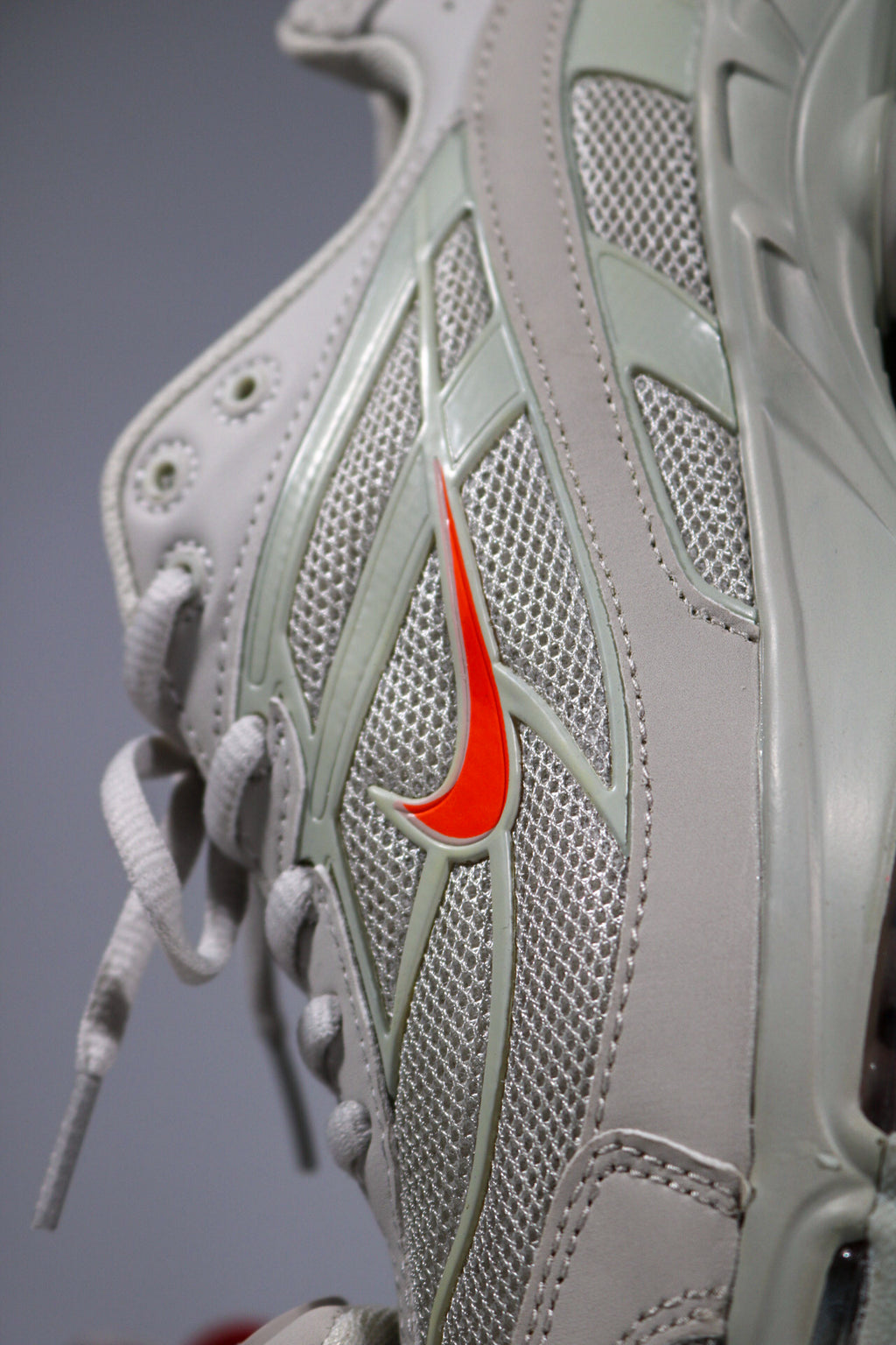NIKE SHOX RIDE 2 LIGHT BONE TURF ORANGE
