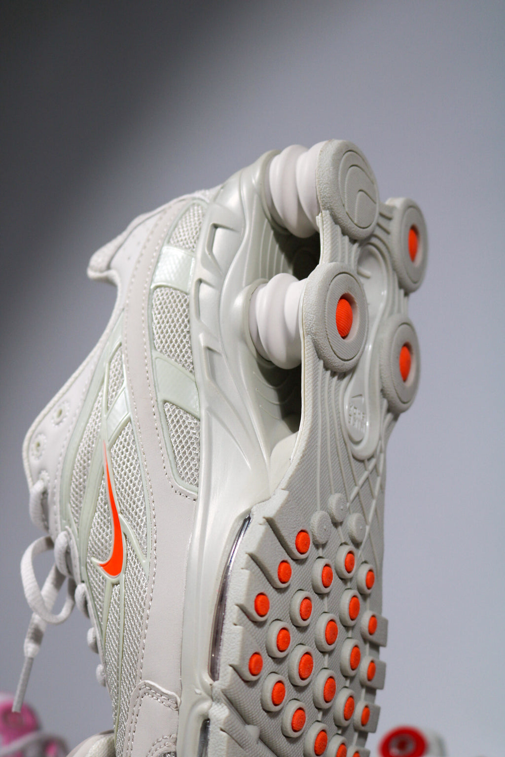 NIKE SHOX RIDE 2 LIGHT BONE TURF ORANGE