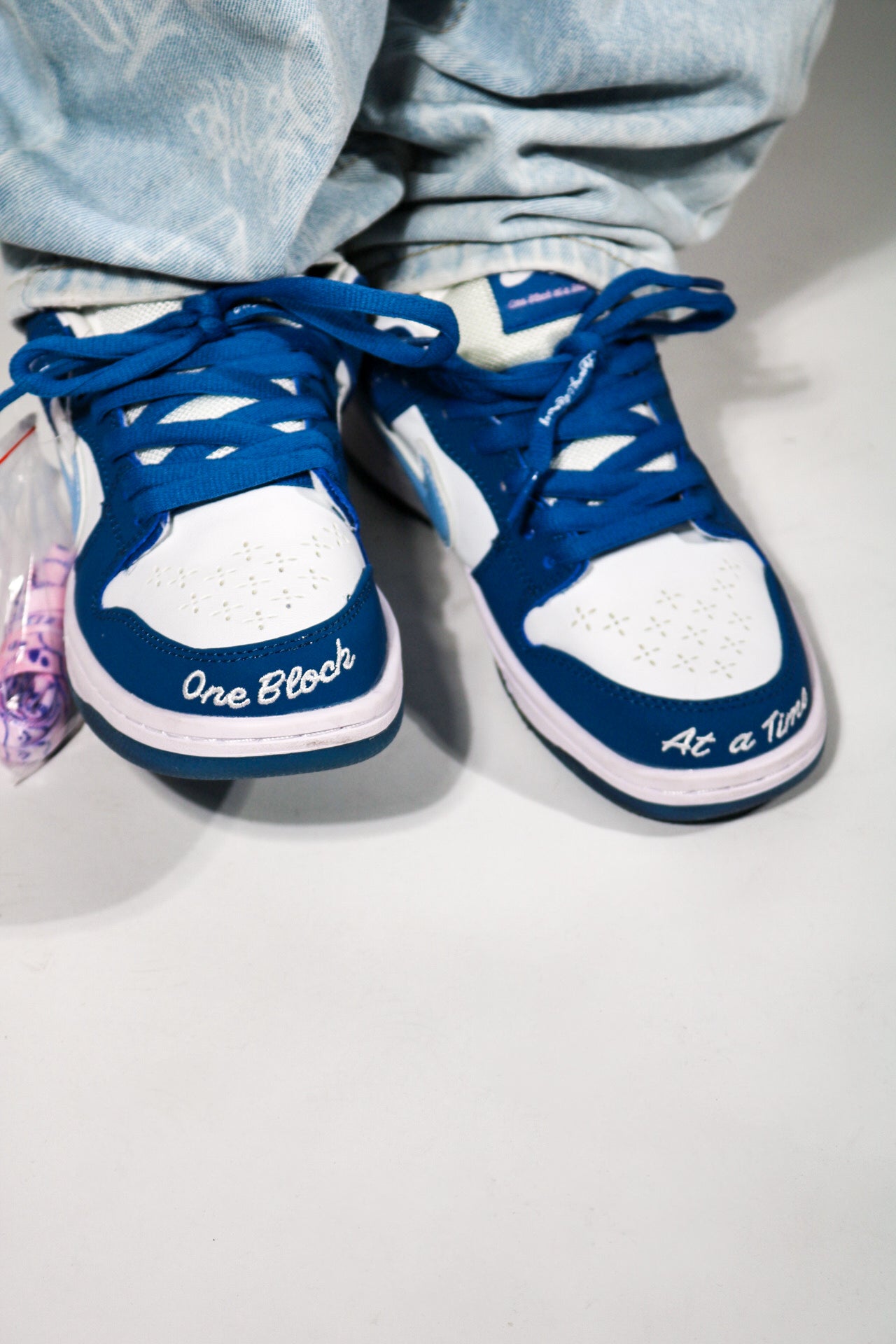 NIKE SB DUNK LOW BORN X RAIDED ONE BLOCK AT A TIME