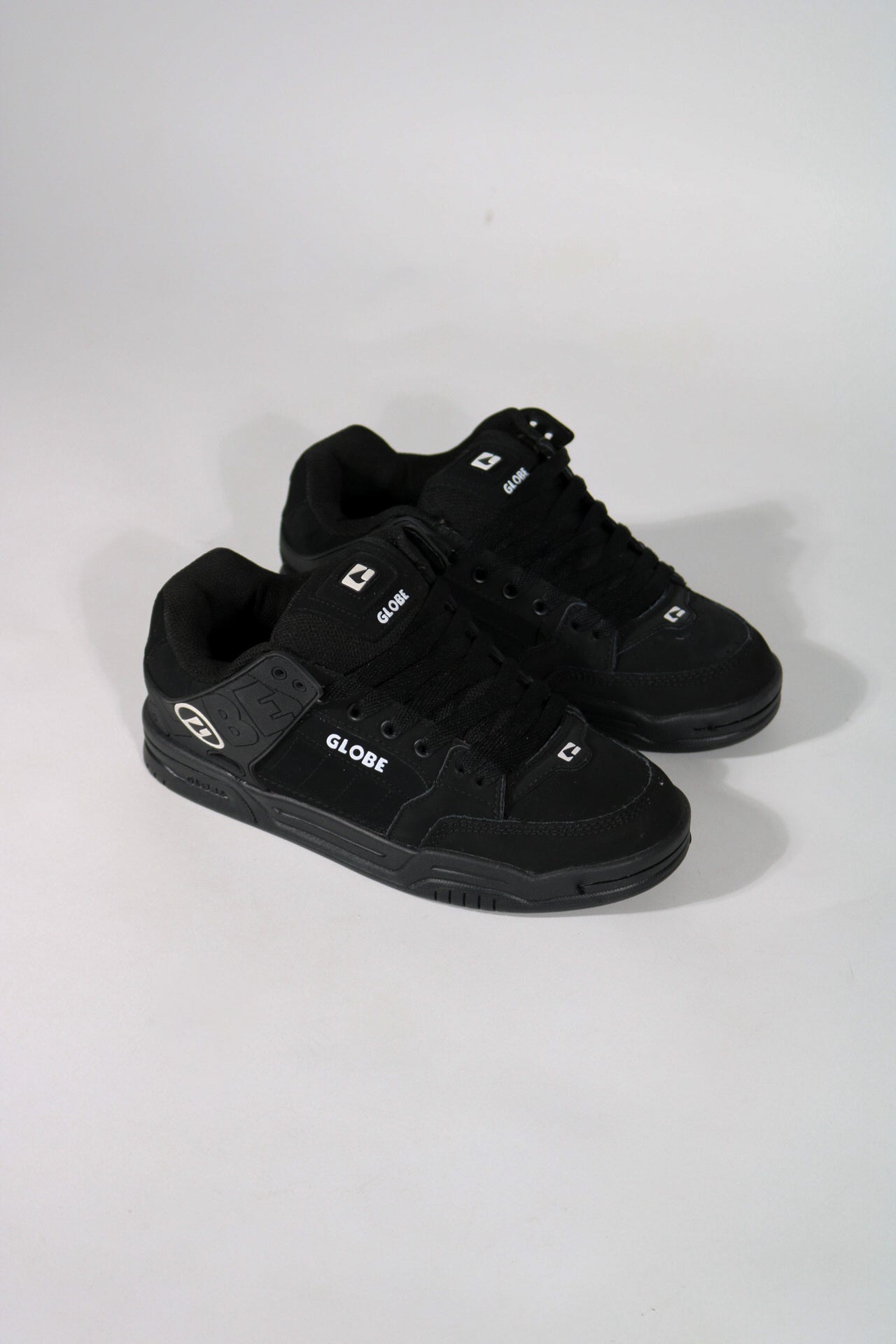 GLOBE TILT BLACK/BLACK TPR