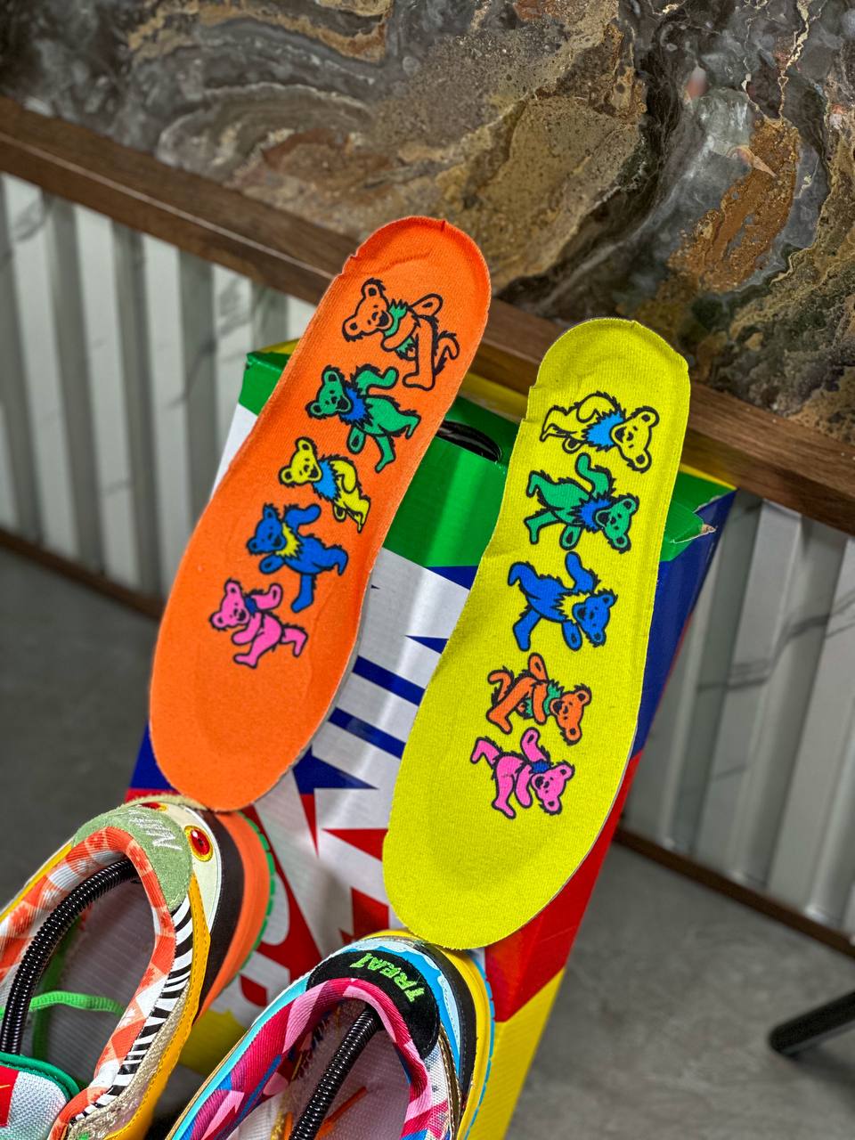 NIKE SB DUNK LOW WHAT THE DUNK