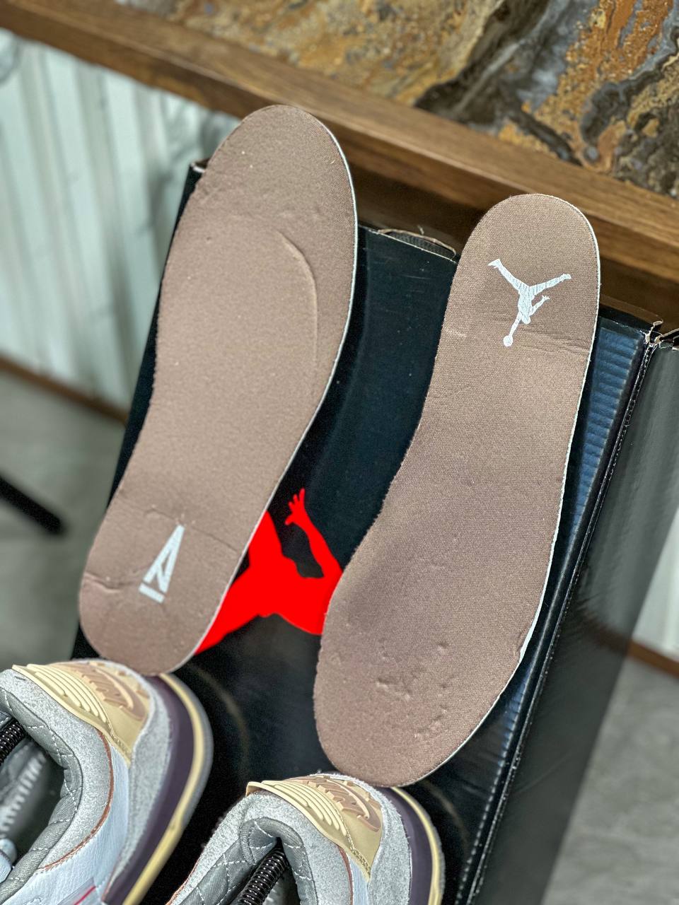 JORDAN 3 AMA MANIERE